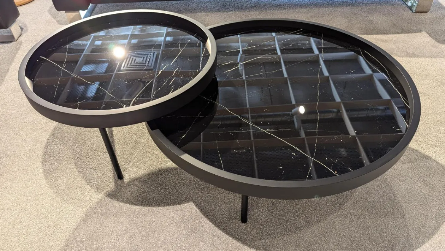 Ronald Schmitt Design Couchtische|2 Satztisch H 630 Luna Platten MDF Softlack Tiefschwarz Einlage Nero Marquina Schwarz Füße Metall Tiefschwarz Lackiert