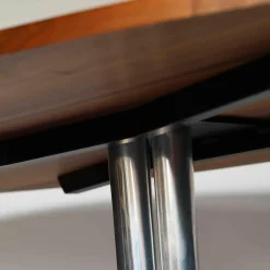 Zoom by Mobimex Esstische|Aliz Massivholztisch Platte Eliptisch Nussbaum Oberfläche Geölt Gestell Aluminium Poliert