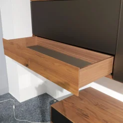 Wöstmann Wohnwände & Tv-Lowboards|Anbauwand NW 770 Amerikanischer Kernnussbaum Massiv Soft Gebürstet