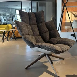 B&B Italia Relaxsessel|Armlehnsessel Husk H3G Schale Tortora Weiß Sitz Stoff Sambuco Anthrazit Gestell Eiche Grau Mit Hocker