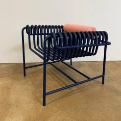 Blockbau Einzelstühle|Armlehnstuhl 22 24 Gestell Gebogenes Stahlrohr Kobaltblau Blau Pulverbeschichtet Mit Rückenrolle