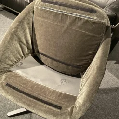 Draenert Einzelstühle|Armlehnstuhl 2043 Dan Stoff Charmellle Cloud 81 Beige Drehgestell Schwarz Mit Rückholmechanik