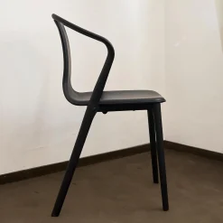 Vitra Einzelstühle|Armlehnstuhl Belleville Bezug Leder Premium Schwarz Gestell Polyamid Spritzguss Tiefschwarz