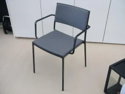 Cane Line Einzelstühle|Armlehnstuhl Less Stoff Sunbrella Grau Gestell Aluminium Lava Grau