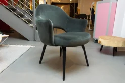 Knoll International Einzelstühle|Armlehnstuhl Saarinen Kollektion Relax Konferenz Bezug Stoff Cactus 169 Eva Füße Eiche Auf Ebenholz Gebeizt