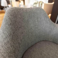 Knoll International Einzelstühle|Armlehnstuhl Saarinen Vollpolster Stoff Hallingdal 126 Grau Gestell Schwarz