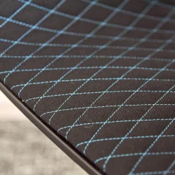 BD Barcelona Einzelstühle|Armlehnstuhl Showtime Bezug Breeze Z10 Black Schwarz Mit Blauen Nähten Schale Lackiert Schwarz Matt Gestell Anthrazit Matt Drehbar Ohne Armauflagen