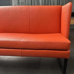 Werther Bänke|Bank Byblos XL Mit Armlehne Rechts Bezug Leder L9999B Orange Rot Fuß Metallkufen Schwarz