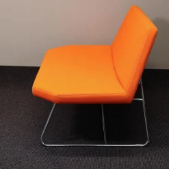 Girsberger Bänke|Bank Otto Bezug Orange Gestell Stahl