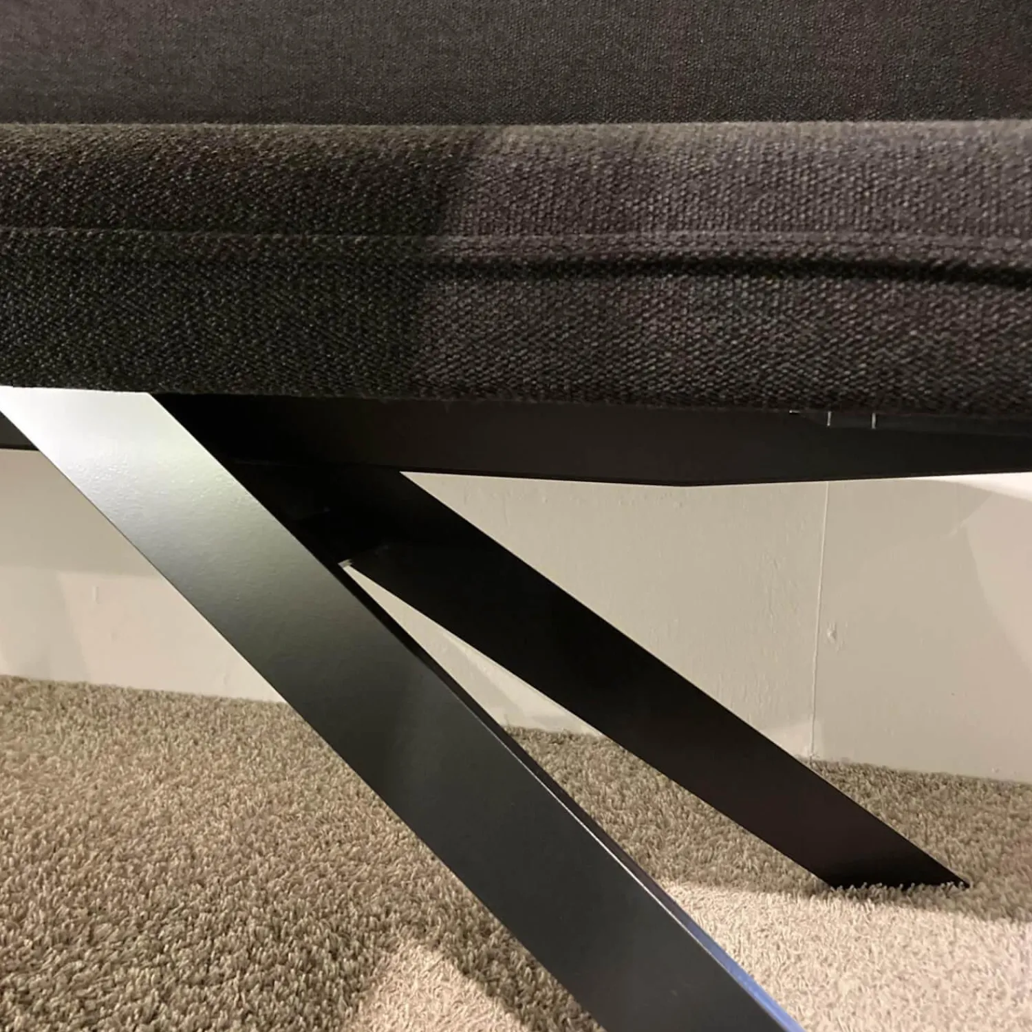 Contur Essgruppen|Bänke|Bank Stoff Schwarz Gestell Metall