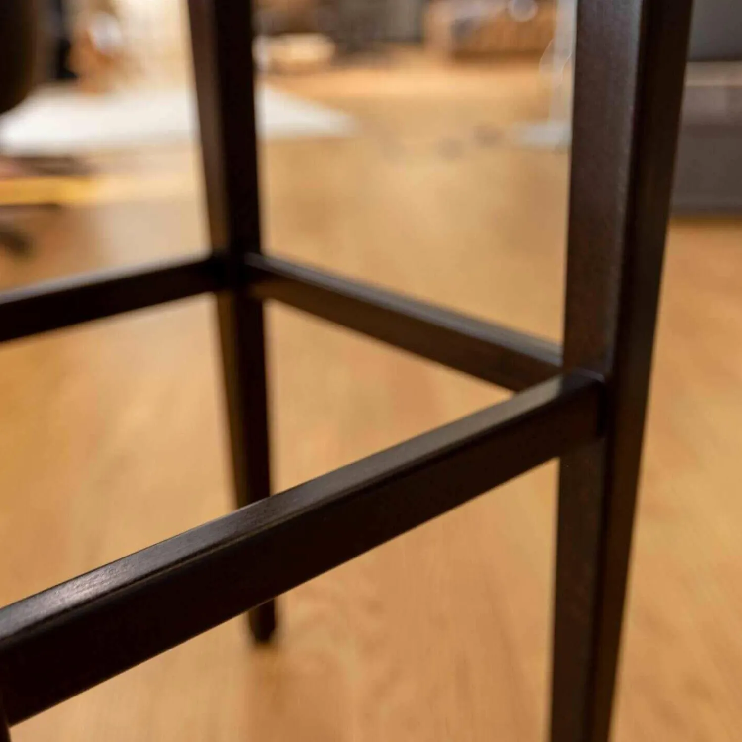 Horgenglarus Barhocker & Barstühle|Barhocker Miro Buche Gebeizt Wenge HG 110 Seidenmatt