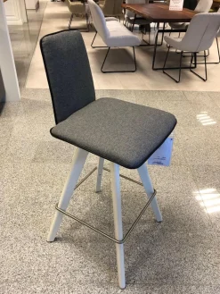 Mayer Barhocker & Barstühle|Barhocker Modell 1105 Kunstleder Schwarz 4-Fuß-Gestell Buche Magnolie Weiß