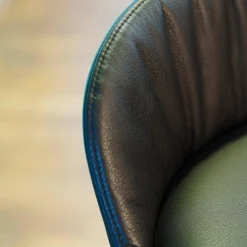 Freifrau Barhocker & Barstühle|Barstuhl Romy Variante Uni Bezug Leder Sahara Ebony 60009 Holzgestell Eiche Schwarz WD002