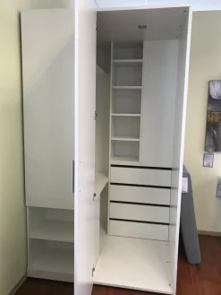 Wellemöbel Kleiderschränke|Begehbarer Eck-Kleiderschrank Modell ROOM X Reinweiß Kunststoff Melaminharzoberfläche Inklusive Beleuchtung