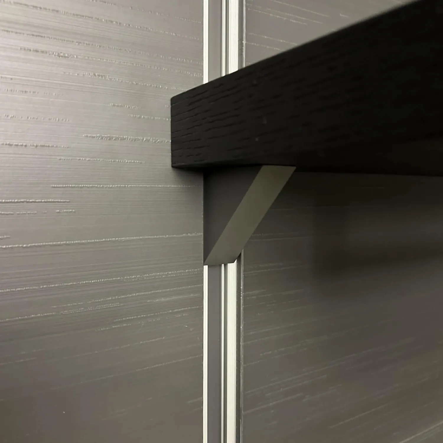 Molteni & C Kleiderschränke|Begehbarer Kleiderschrank Walk In Lack Cartap Anthrazit Befestigungsprofil Aluminium Natur