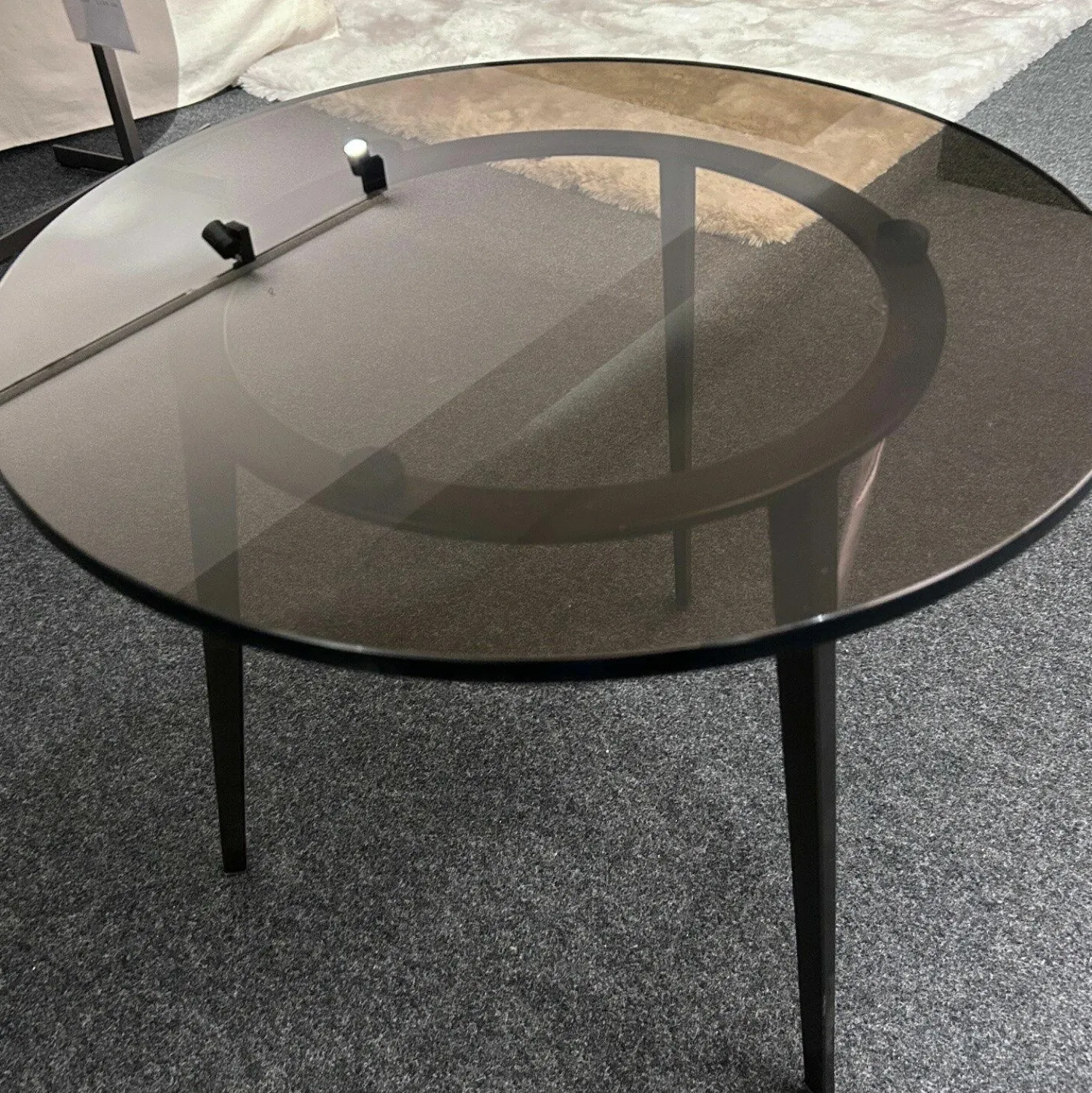 Draenert Beistelltische|Beistelltisch 1380 Tosca Farbglas Braun Gestell Stahlrohr Dunkelbronze