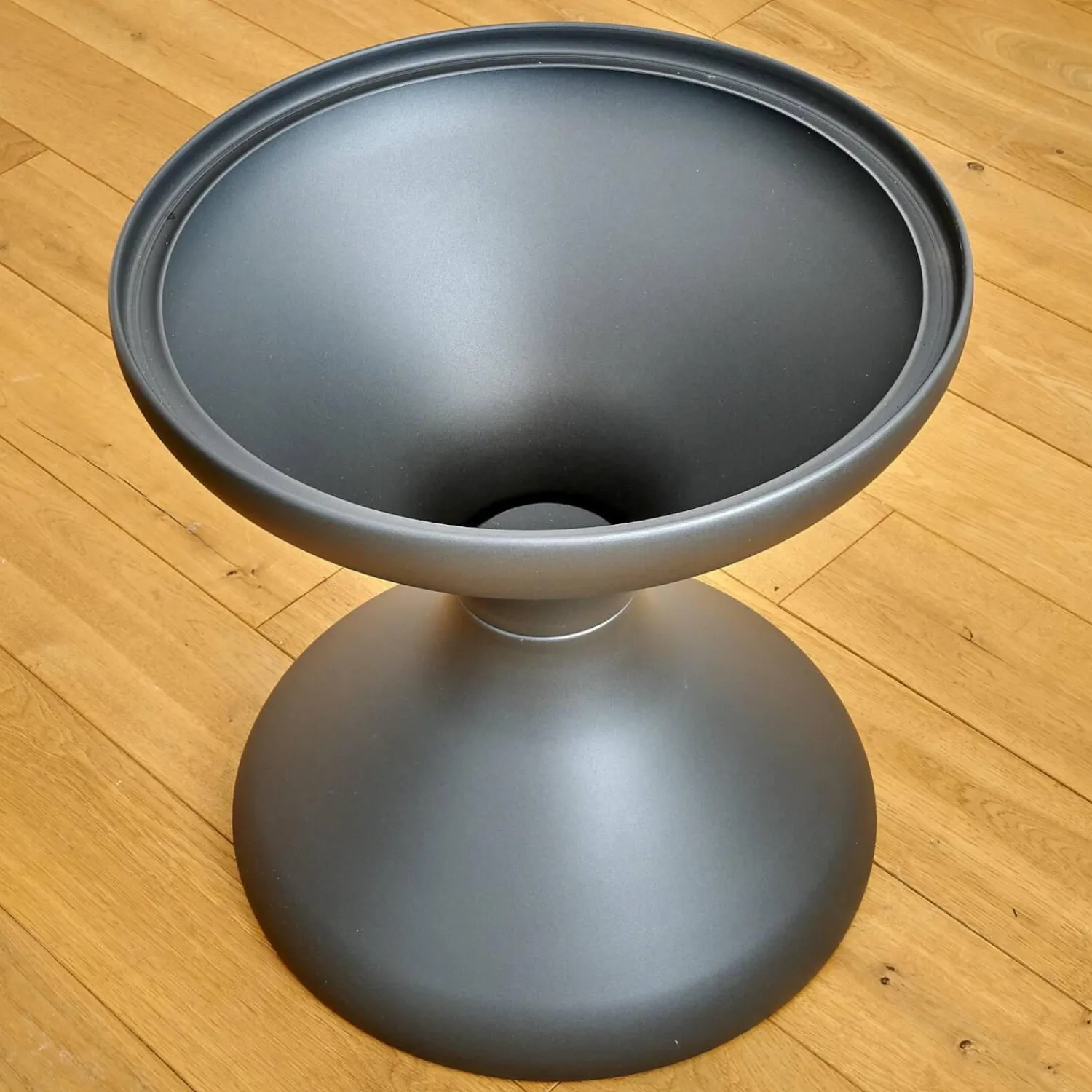 Gloster Beistelltische|Beistelltisch Bells Teakplatte Gestell Aluminium Meteor Schwarz Pulverbeschichtet Mit Ice Bucket