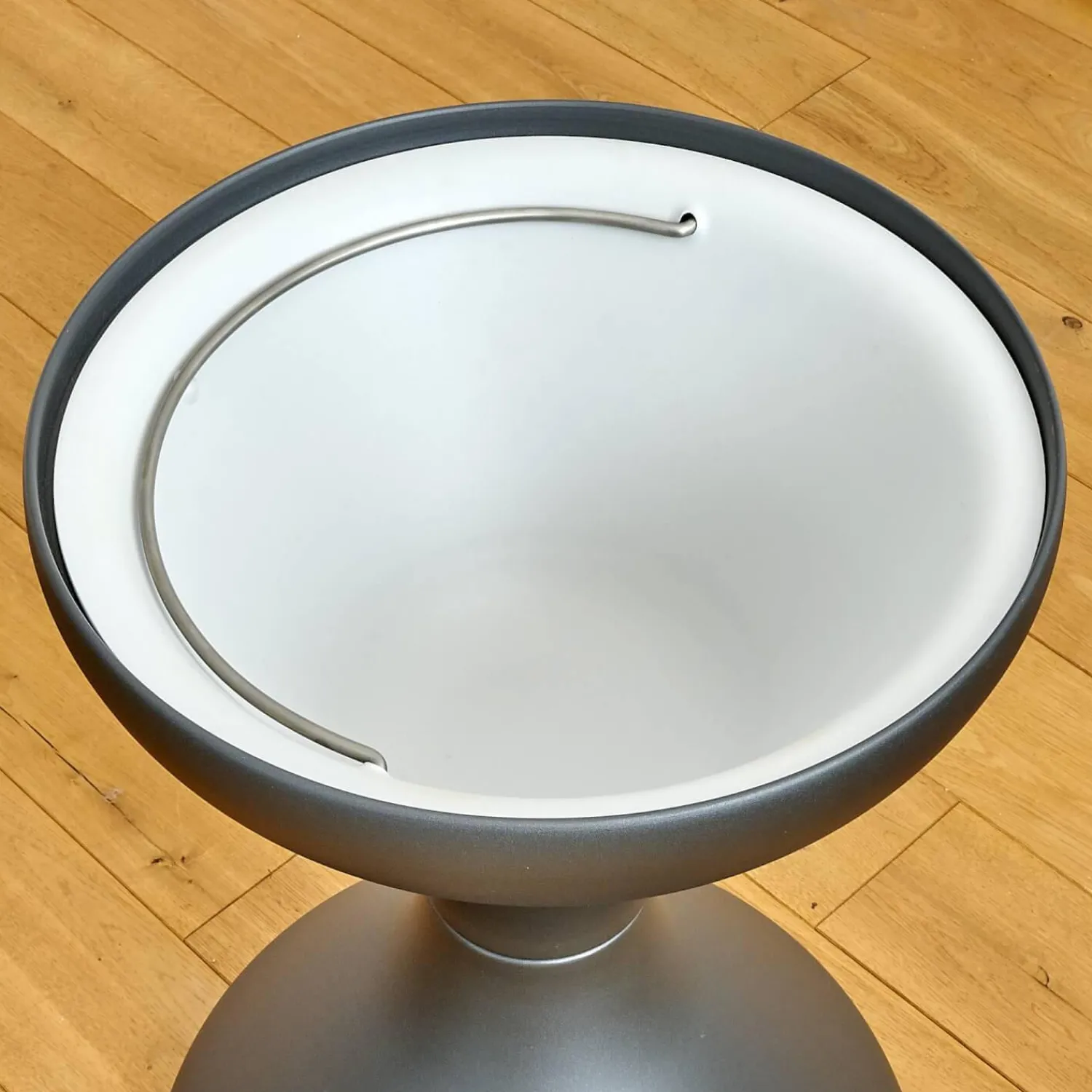 Gloster Beistelltische|Beistelltisch Bells Teakplatte Gestell Aluminium Meteor Schwarz Pulverbeschichtet Mit Ice Bucket