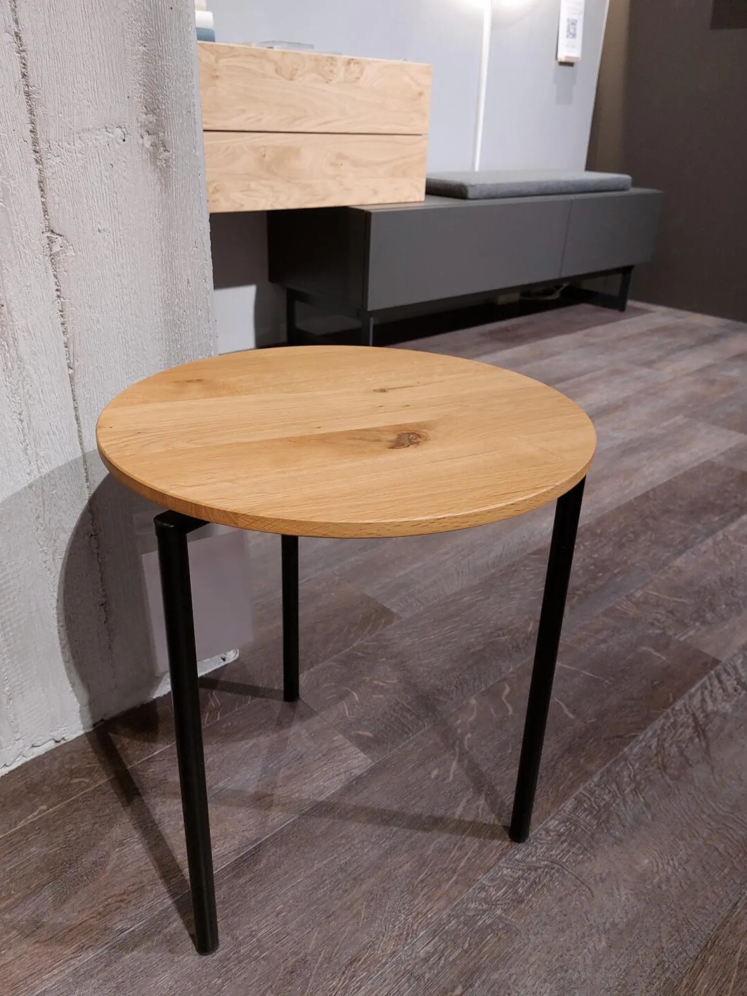 Global Beistelltische|Beistelltisch Combra Wildeiche Natur Lackiert Massiv Füße Schwarz Lackiert