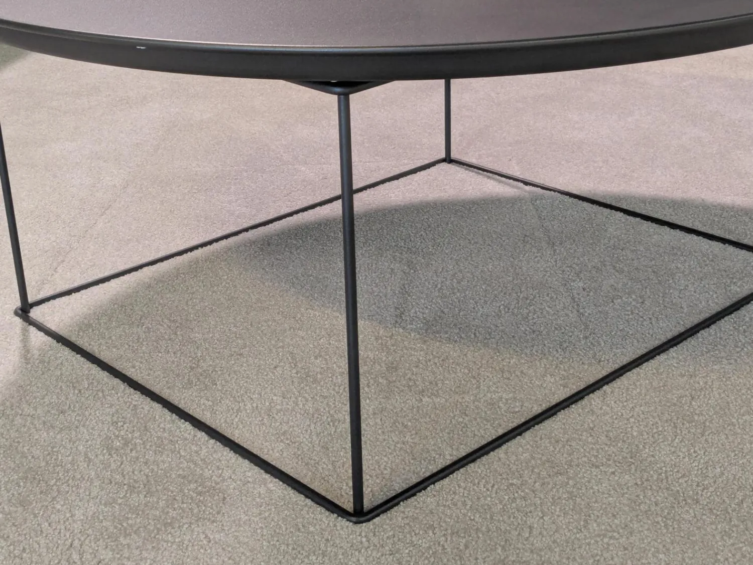 B&B Italia Beistelltische|Beistelltisch Fat-Fat Outdoor Stahl 0236b Anthrazit Lackiert