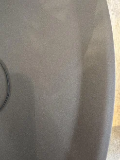 Walter Knoll Beistelltische|Beistelltisch Foster Rund Platte Stahl Matt Pulverbeschichtet Bronze Schwarz Säulenfuß Nussbaum Massiv Geölt