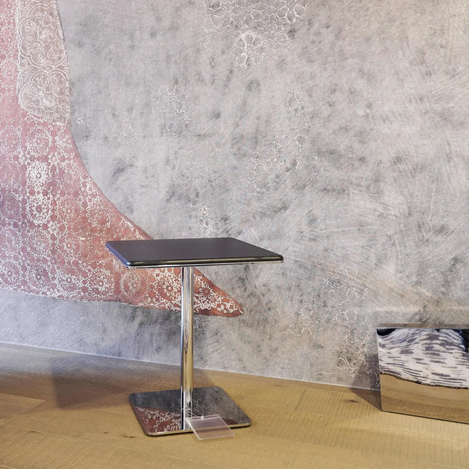 Minotti Beistelltische|Beistelltisch Kyle Platte Gebürstetes Eichenholz In Farbe Mokka Lackiert