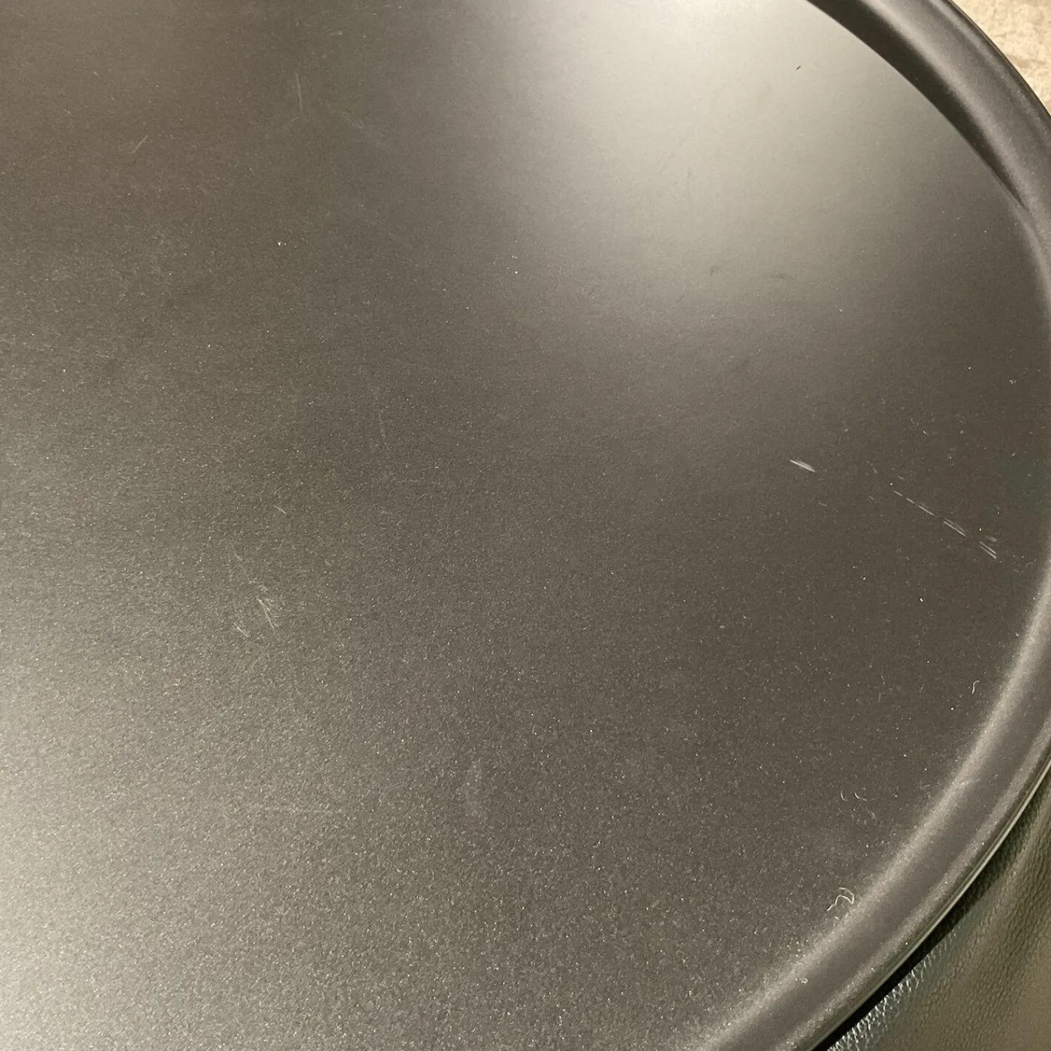 B&B Italia Beistelltische|Beistelltisch Lady Fat Leder Beta Nero Schwarz Platte Stahl Schwarz Lackiert