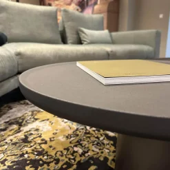 Molteni & C Beistelltische|Beistelltisch Louisa LTV2 Zement Asche Anthrazit Gestell Lack Zinnfarben Matt Grau