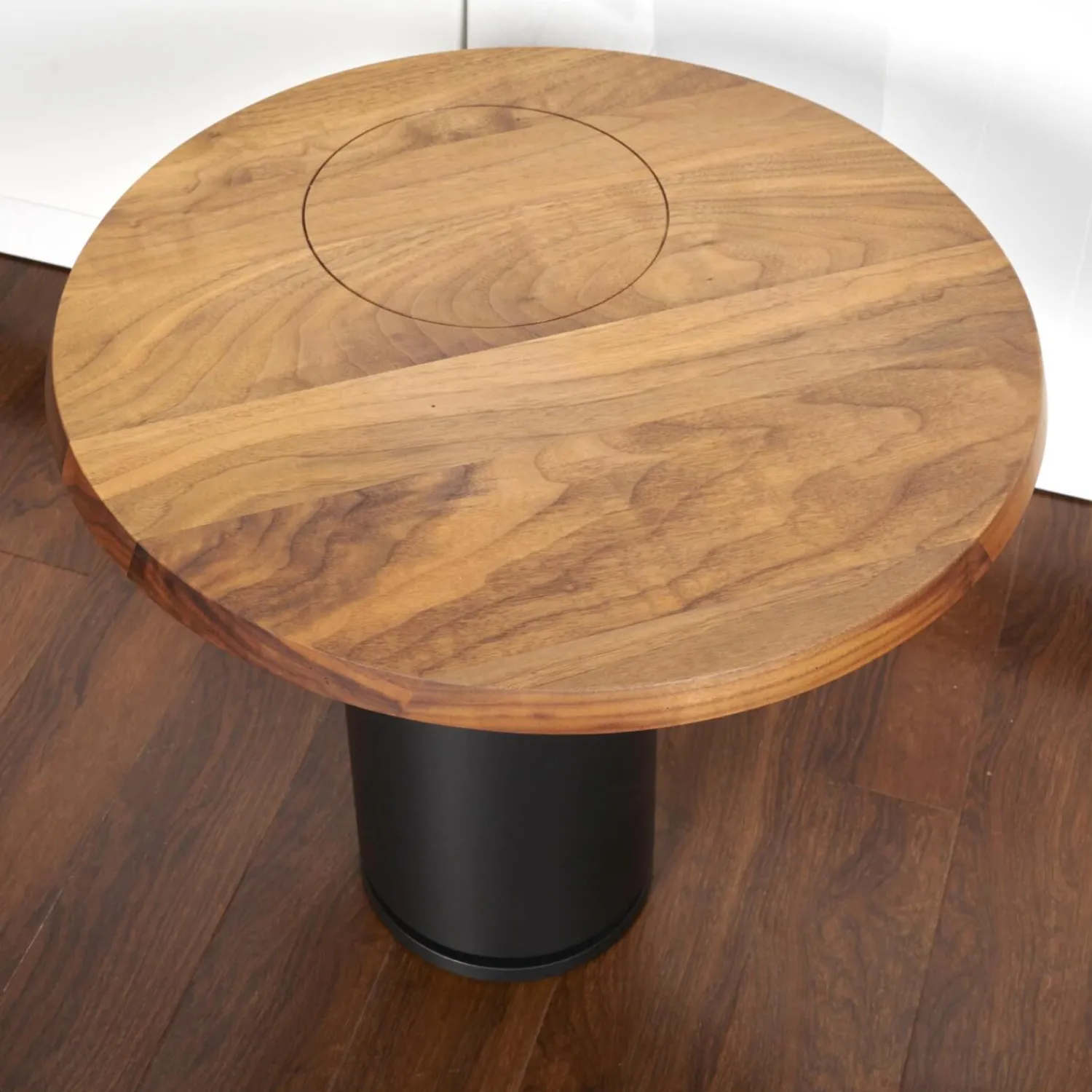 Rodam Beistelltische|Beistelltisch Loup Groß Tischplatte Massiv Nuß-Splint Geölt Und Gewachst Gestell Metall Schwarz