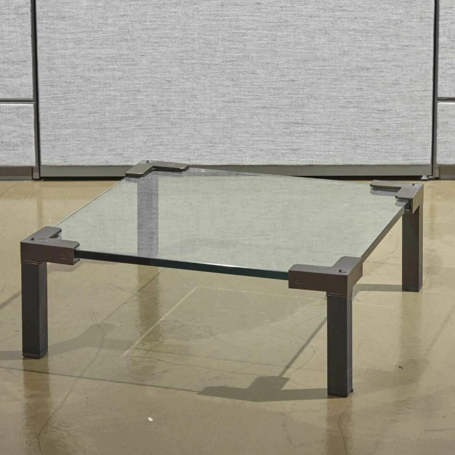 Ghyczy Beistelltische|Beistelltisch T 55D Messing Schwarz Patiniert