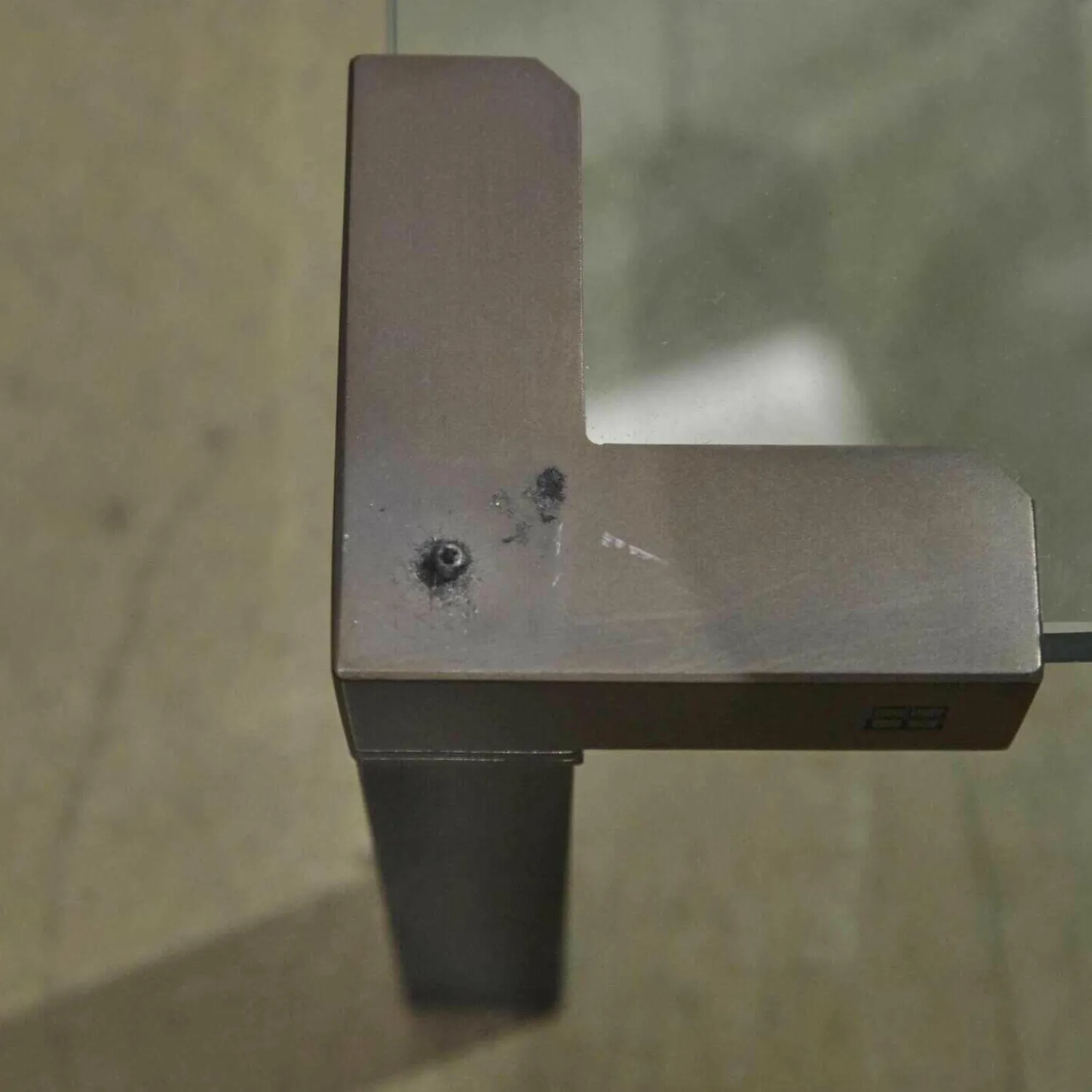 Ghyczy Beistelltische|Beistelltisch T 55D Messing Schwarz Patiniert