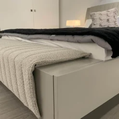 Interlübke Polsterbetten|Bett Izzy M23 Muschel Lackiert Matt 180x200 mit Unterfederungen und Matratzen