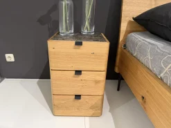 Rodam Ganze Schlafzimmer|Bett Nesuto Mit Beistelltisch Loup Und Nachtschrank Nesuto Eiche Geölt Und Gewachst Mit Nackenrolle Ohne Matratze Und Lattenrost
