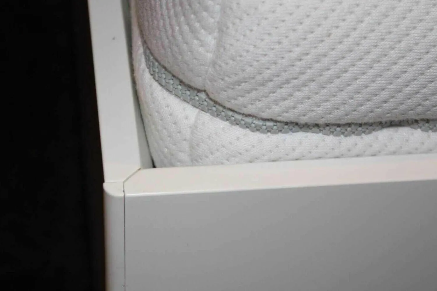 Interlübke Polsterbetten|Bett Nocto Plus Lack Kristallweiß M02 mit Matratzen und Rückwandpaneele