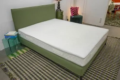 Möller Design Polsterbetten|Bett Slim Edition Stoff Casa 88 Turtle Grün Metallfüße Schwarz mit Matratze