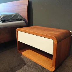 Die Holzmanufaktur Polsterbetten|Bettanlage Com:Ci Nussbaum Massiv Inklusive 2 Beistelltische Ohne Matratzen