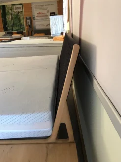 Gazzda Polsterbetten|Bettanlage Fawn Ausführung Eiche Massiv Weiß Geölt mit 2 Nachttischen Fina