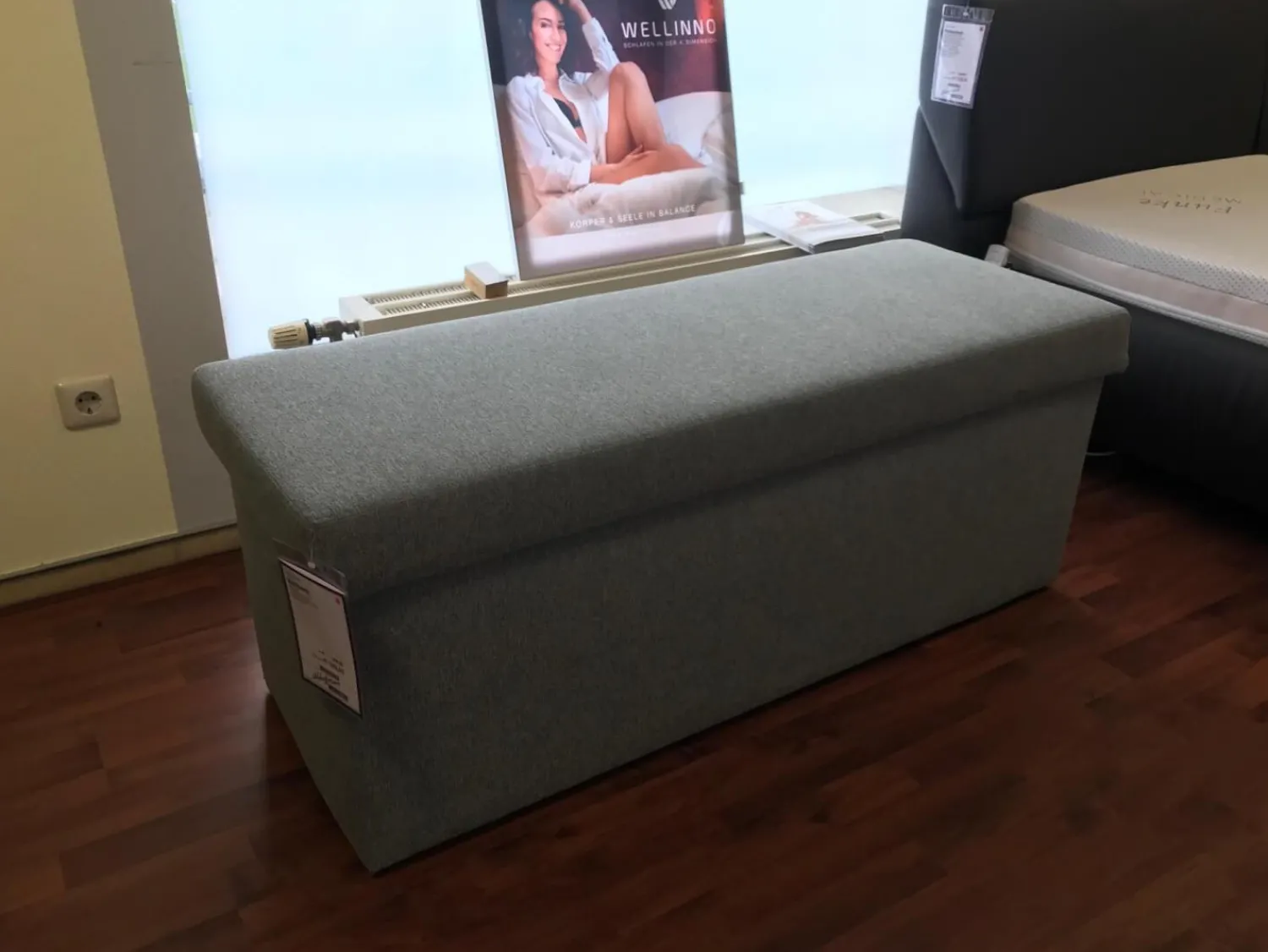 Oschmann Bänke|Betttruhe Modell Deluxe Stoff 4672 Ontario Farbe 20 Hellgrau Uni