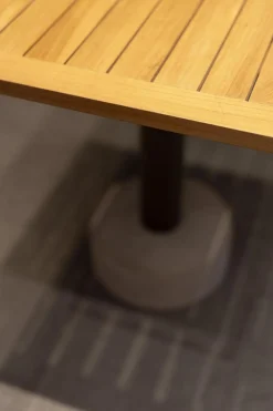 Kettal Esstische|Bistrotisch Roll Platte Teak Gestel 30C Bronze Schwarz