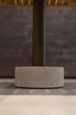 Kettal Esstische|Bistrotisch Roll Platte Teak Gestel 30C Bronze Schwarz