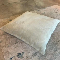 Walter Knoll Hocker & Sitzsäcke|Bodenkissen Badawi Prenaiti CA0212 Stoff Seide Grau Braun