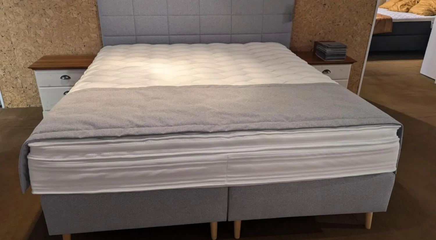 Frankenstolz Boxspringbetten|Boxspringbett Silver Express Stoff A 1104 Grau Füße Holz Mit Partnermatratze Und Gel Topper
