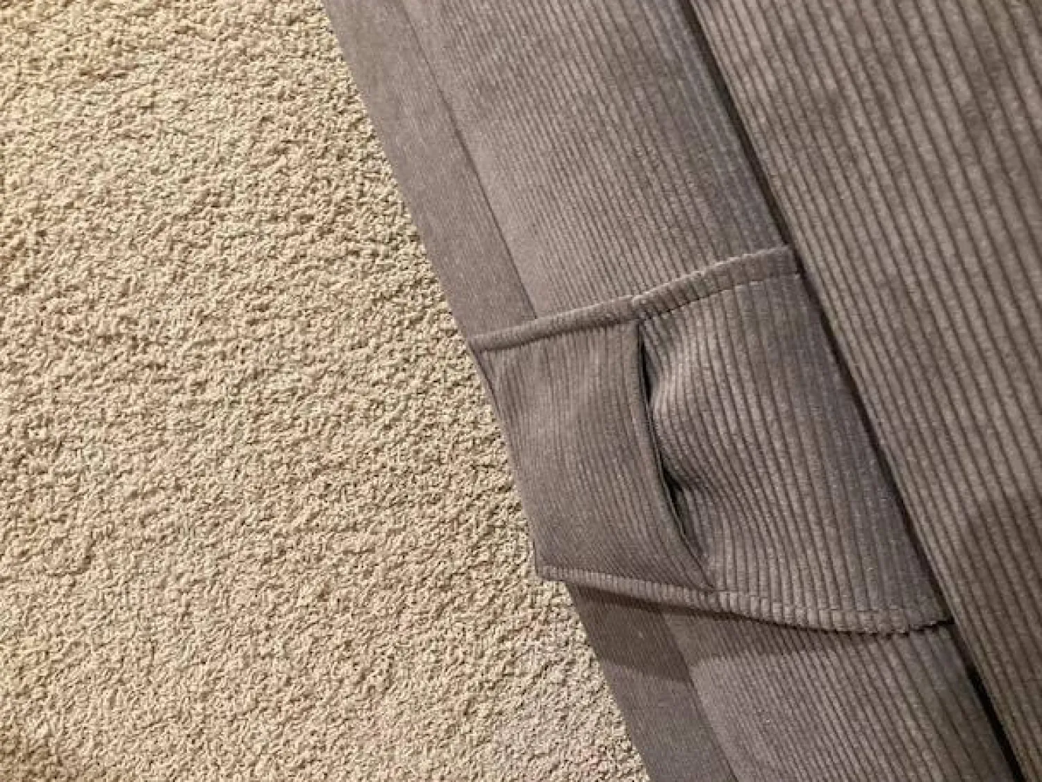 Delux Production OÜ Boxspringbetten|Boxspringbett Taara Stoff Rebel 12 Taupe mit Verstellfunktionen