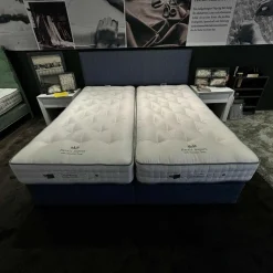 Vispring Boxspringbetten|Boxspringbett Herald Superb Stoff 2099 Blau Inklusive 2 Matratzen