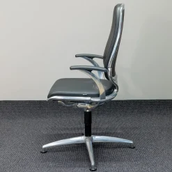 Girsberger Bürostühle|Bürodrehstuhl AL 3 Leder Schwarz4-Sternfuß Aluminium