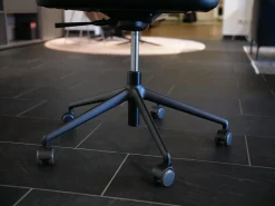 KFF Bürostühle|Bürostuhl Gaia Line V1 Stoff Picasso Red Rot 5358 Sitz Leder Milano Schwarz Gestell M02 Schwarz