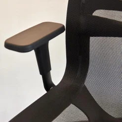 ICF Bürostühle|Bürostuhl Una Plus Bezug Stoff Mesh 01 Nero Schwarz Gestell Nylon Schwarz Struktur 115 Schwarz Mit 5 Stern Fuß Auf Rollen