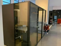 Carpet Concept Essgruppen|CAS-Room Think Tank mit Elektrifizierung 1 Tisch Weiß 4 Stühle Vitra Tip Ton