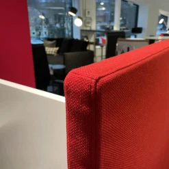 COR Regale|Chart Trennwand Regal Und Arbeitstisch Dunkelrot Hellrot White Mit Steckdose