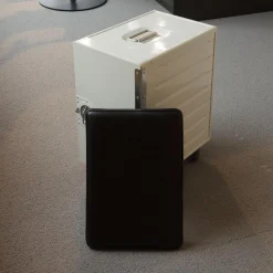 Bordbar Regale & Container|Container Box White Mit Leder Sitzkissen